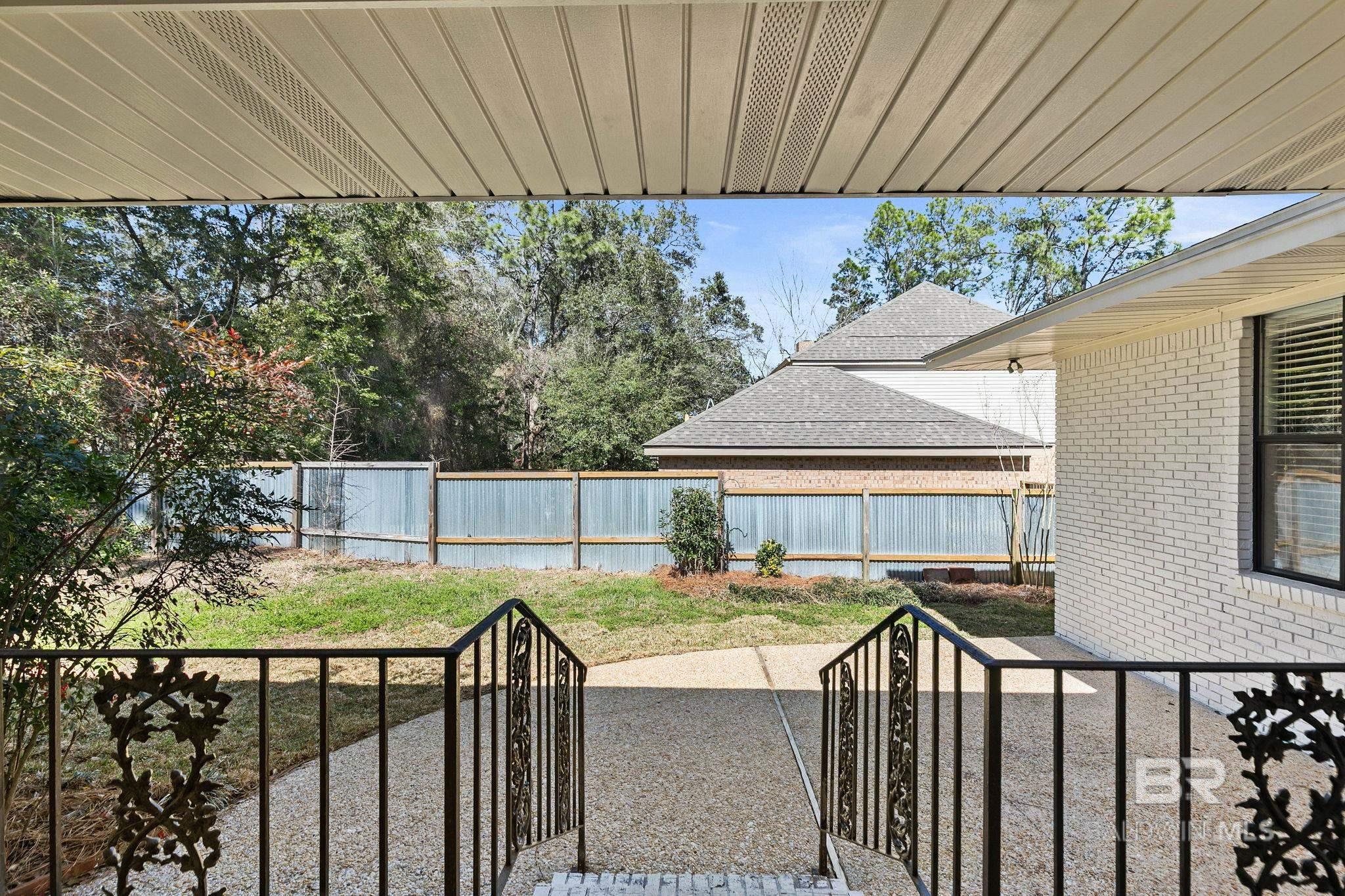100 Dewitt Circle