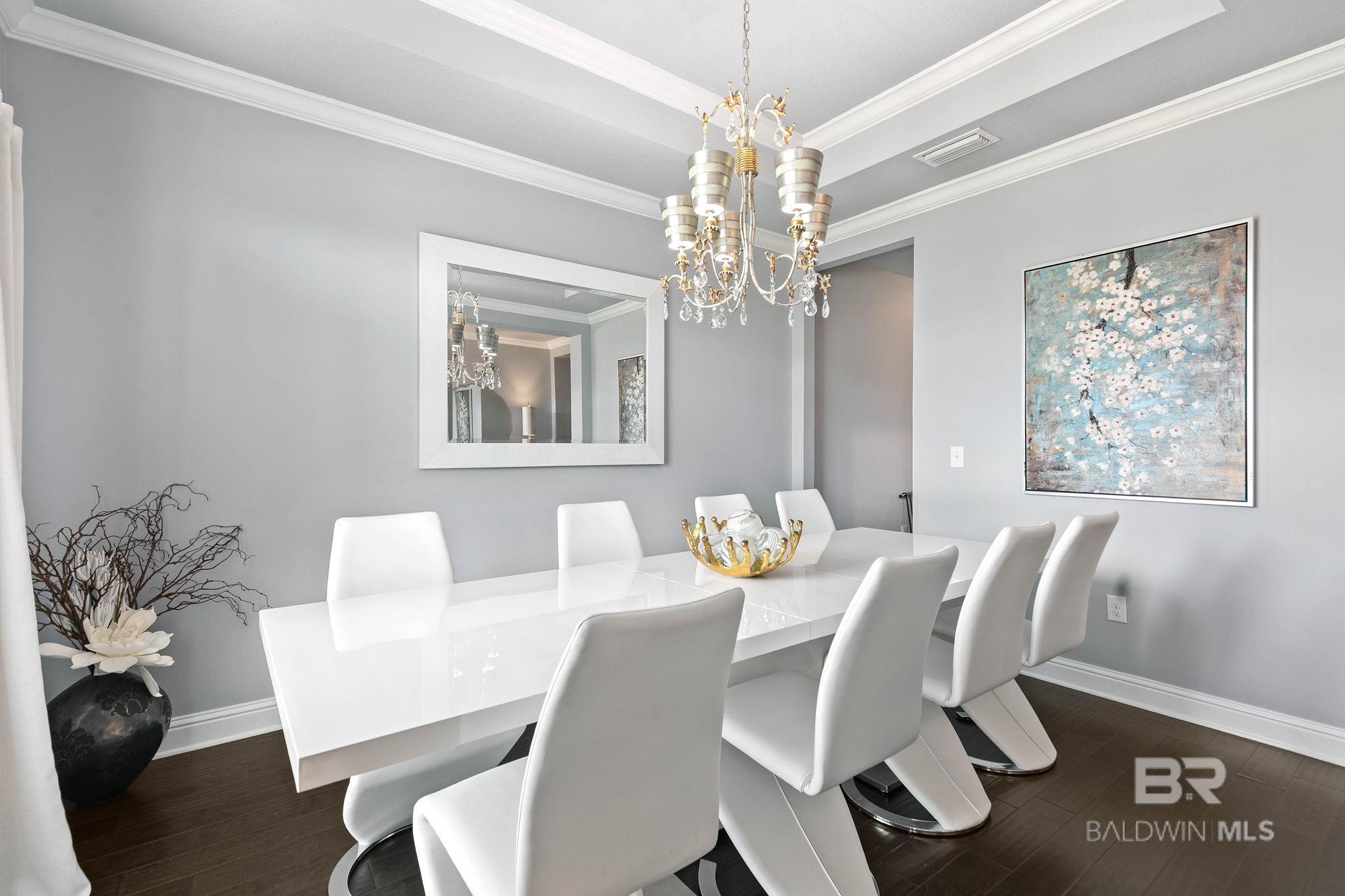 9817 Volterra Avenue