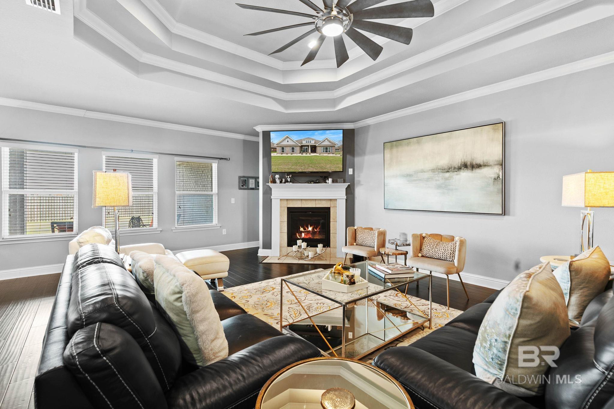 9817 Volterra Avenue