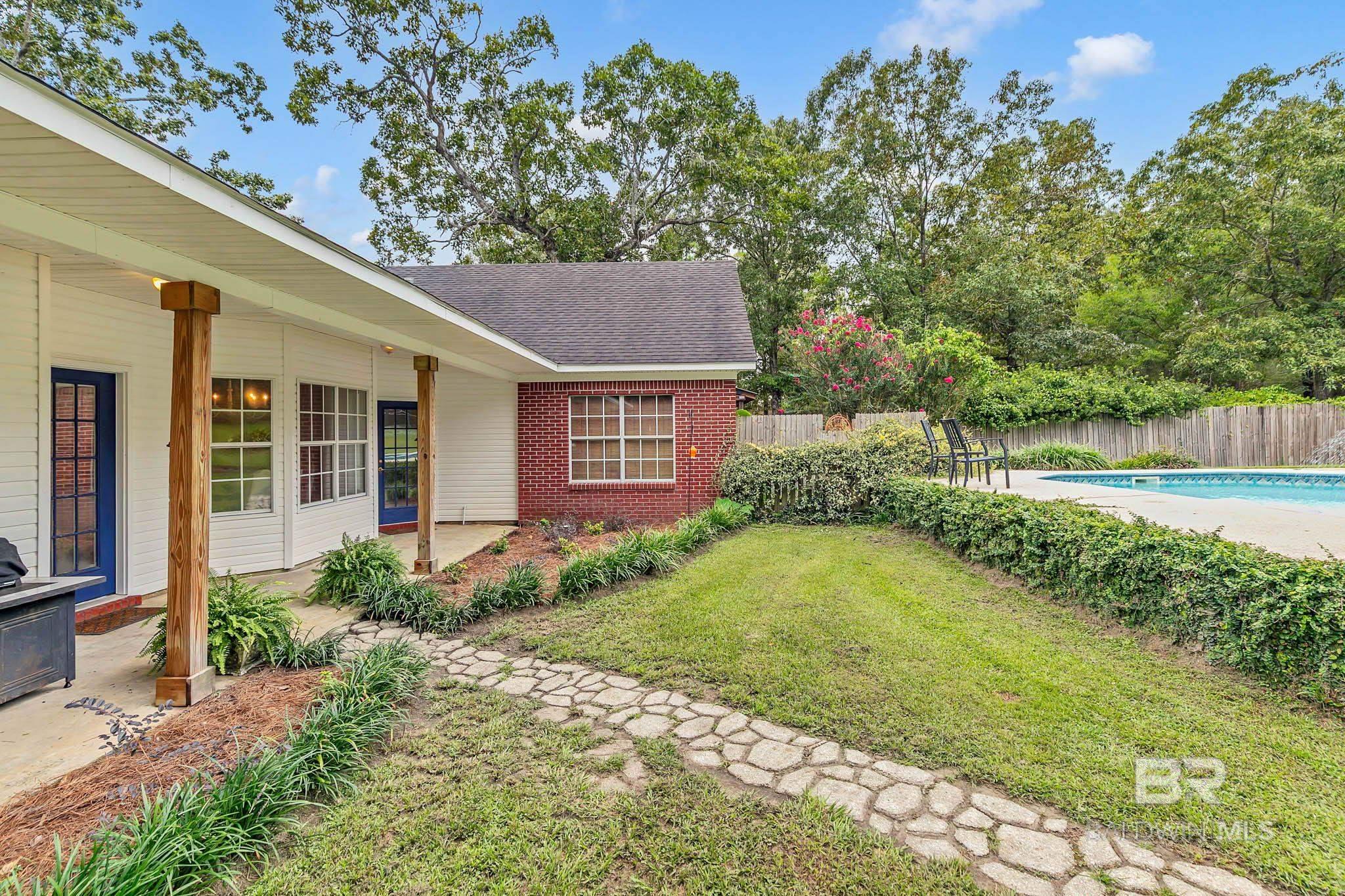 8455 Hooks Road