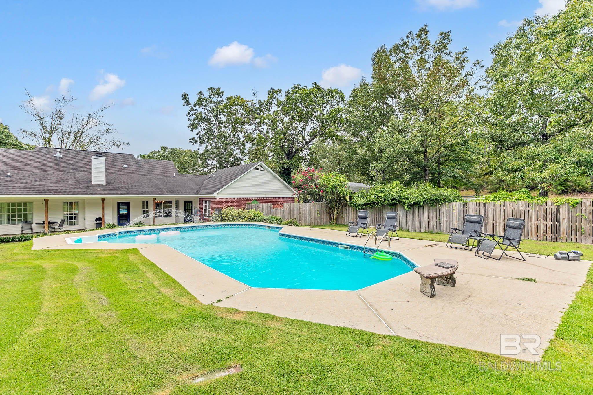 8455 Hooks Road