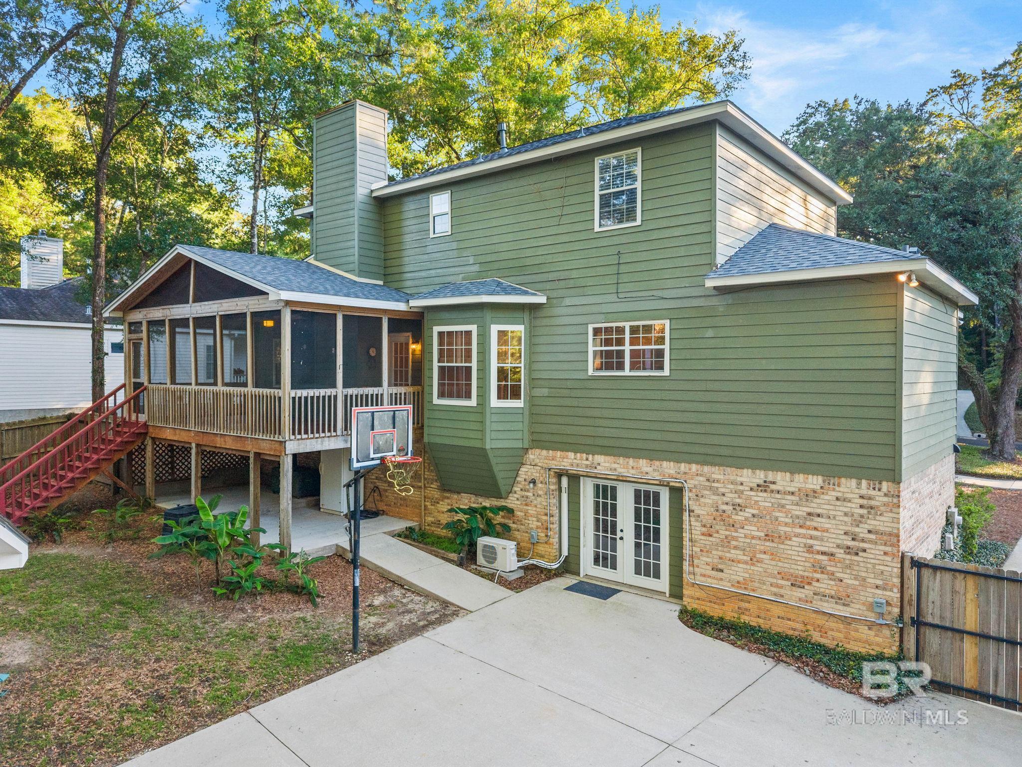 104 Echo Lane