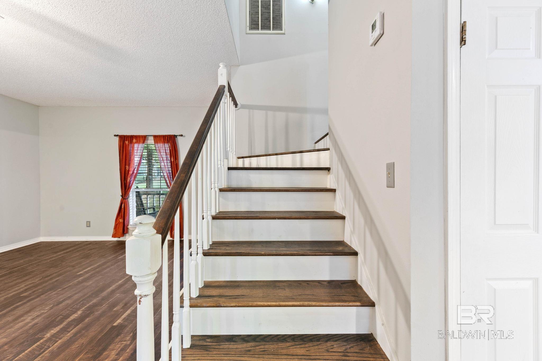 104 Echo Lane
