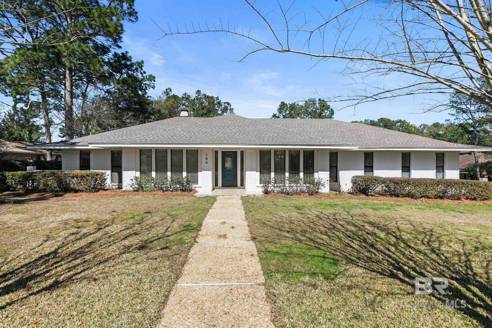 100 Dewitt Circle