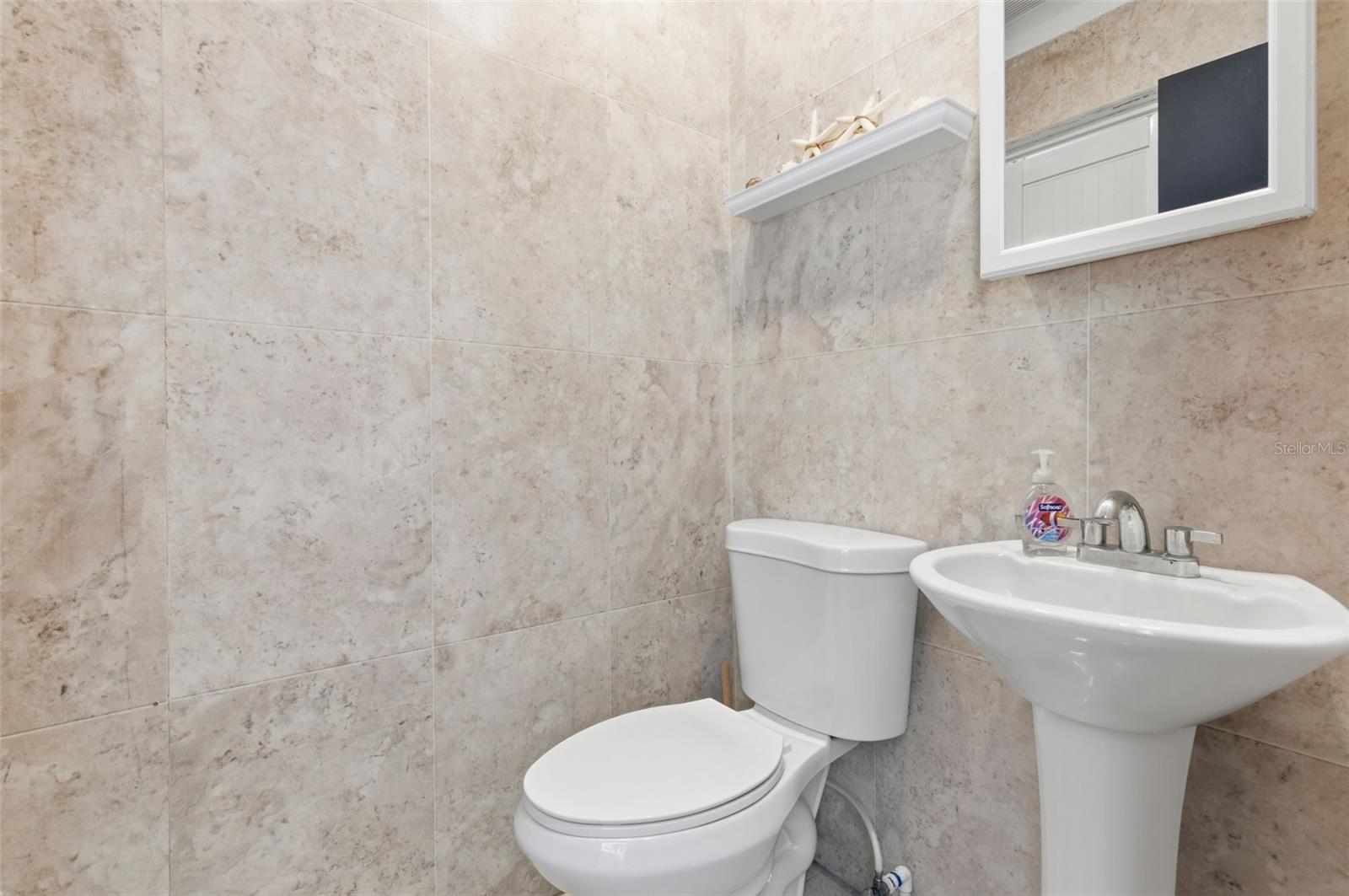 AA #35 SECTOR VILLA VERDE BO. PLAYA DE SALINAS