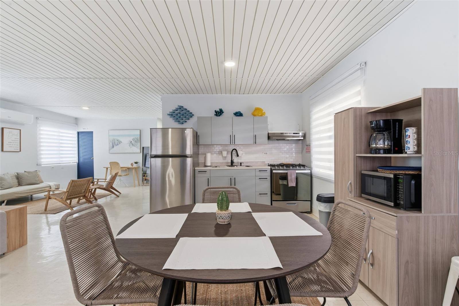 AA #35 SECTOR VILLA VERDE BO. PLAYA DE SALINAS