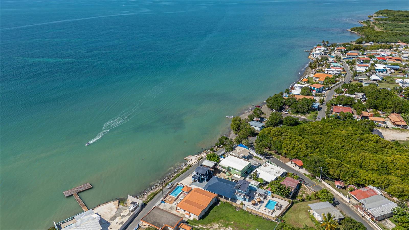 AA #35 SECTOR VILLA VERDE BO. PLAYA DE SALINAS