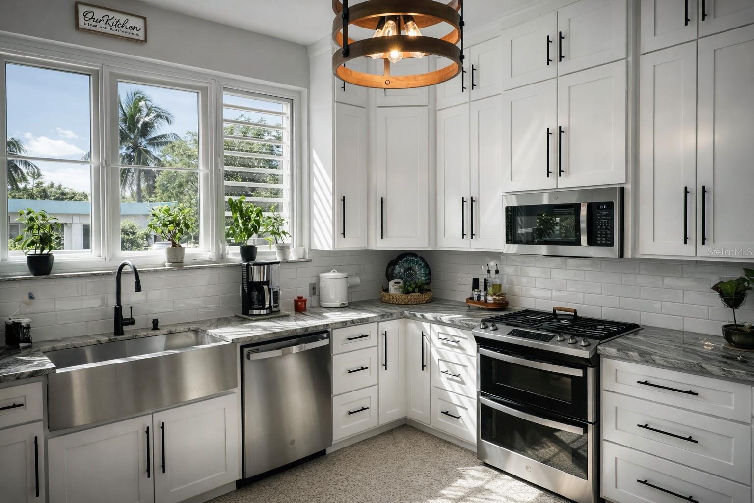 Carr. 483. Km 2.0 SAN ANTONIO