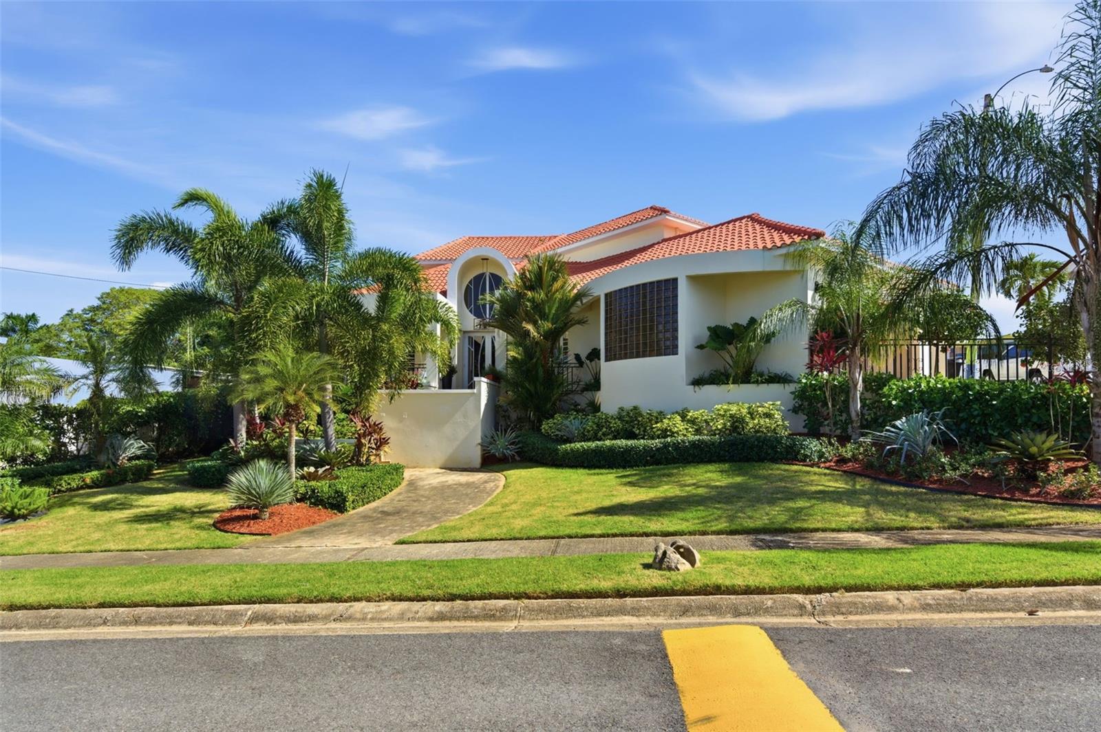 119 B-14 HACIENDAS DE CAMUY