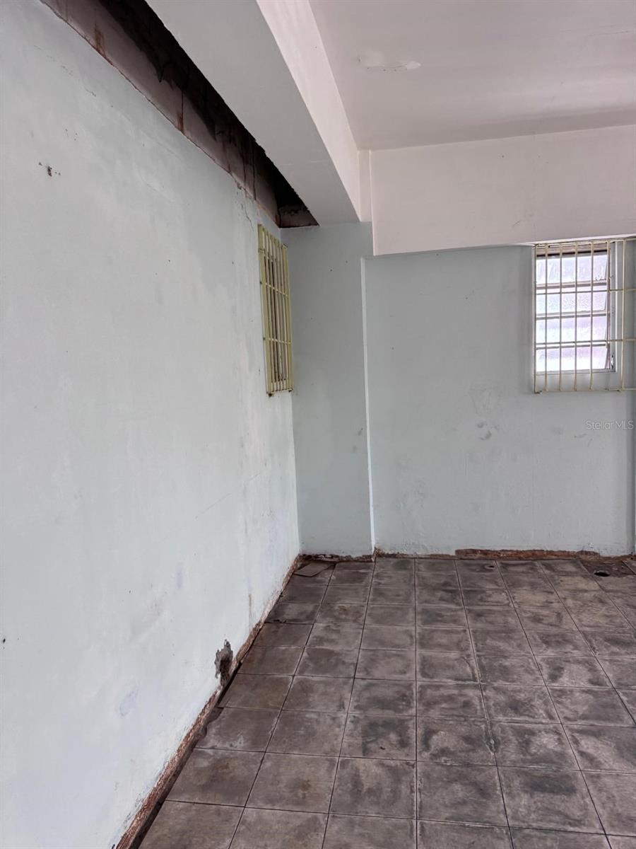 157 Ave SANTIAGO IGLESIAS