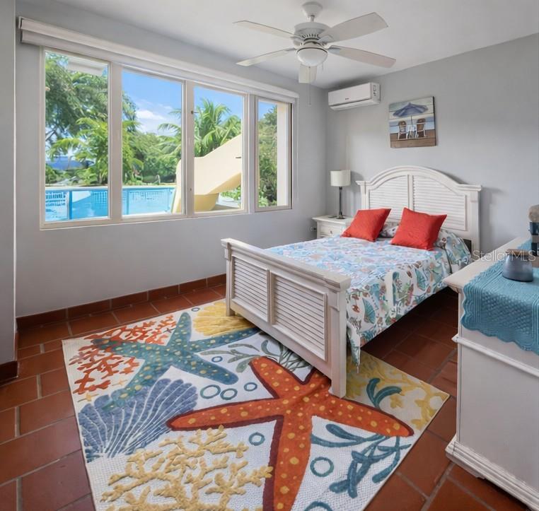 Principal E1 LAKESIDE VILLAS