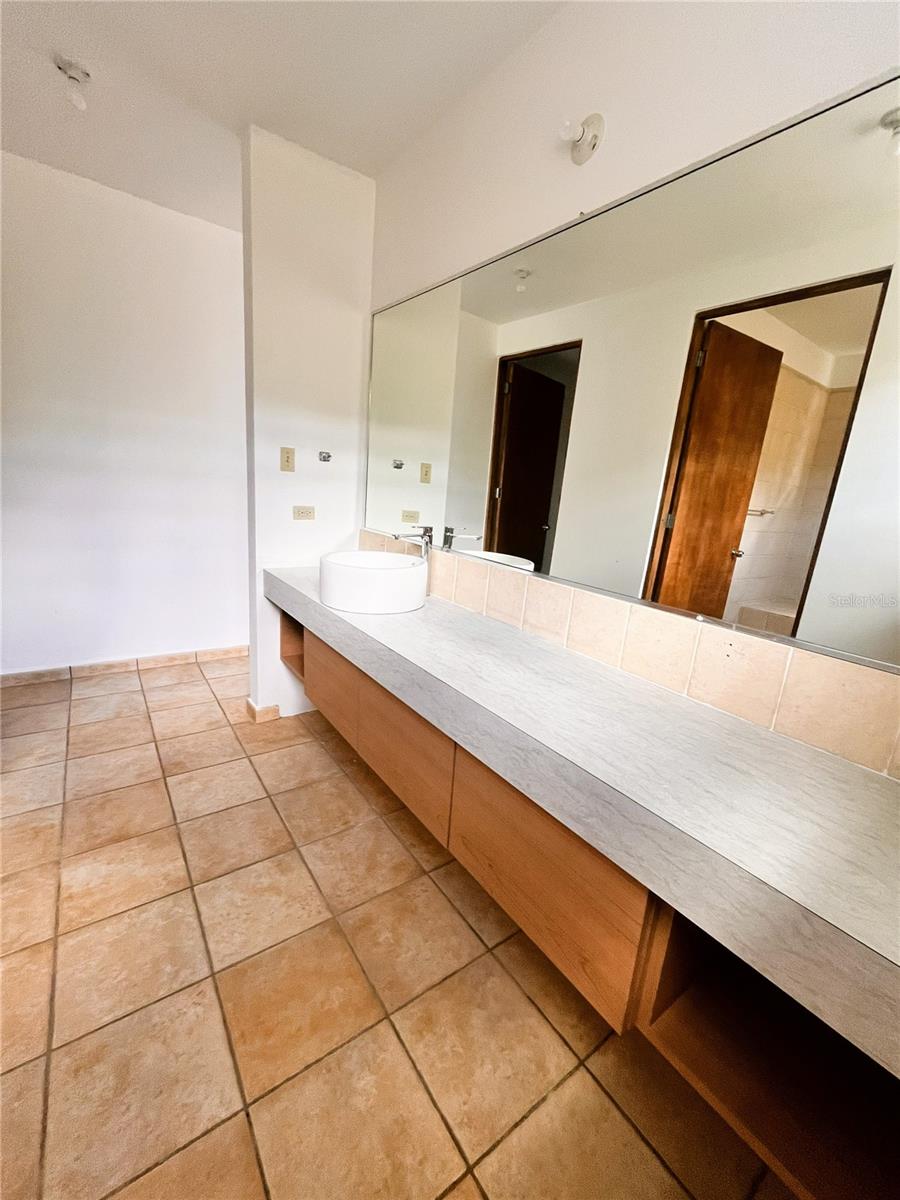 COSTA REAL, Calle #7, Unidad A 101