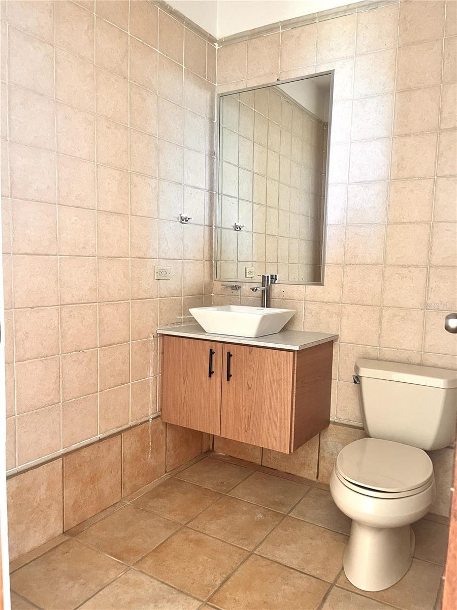 COSTA REAL, Calle #7, Unidad A 101