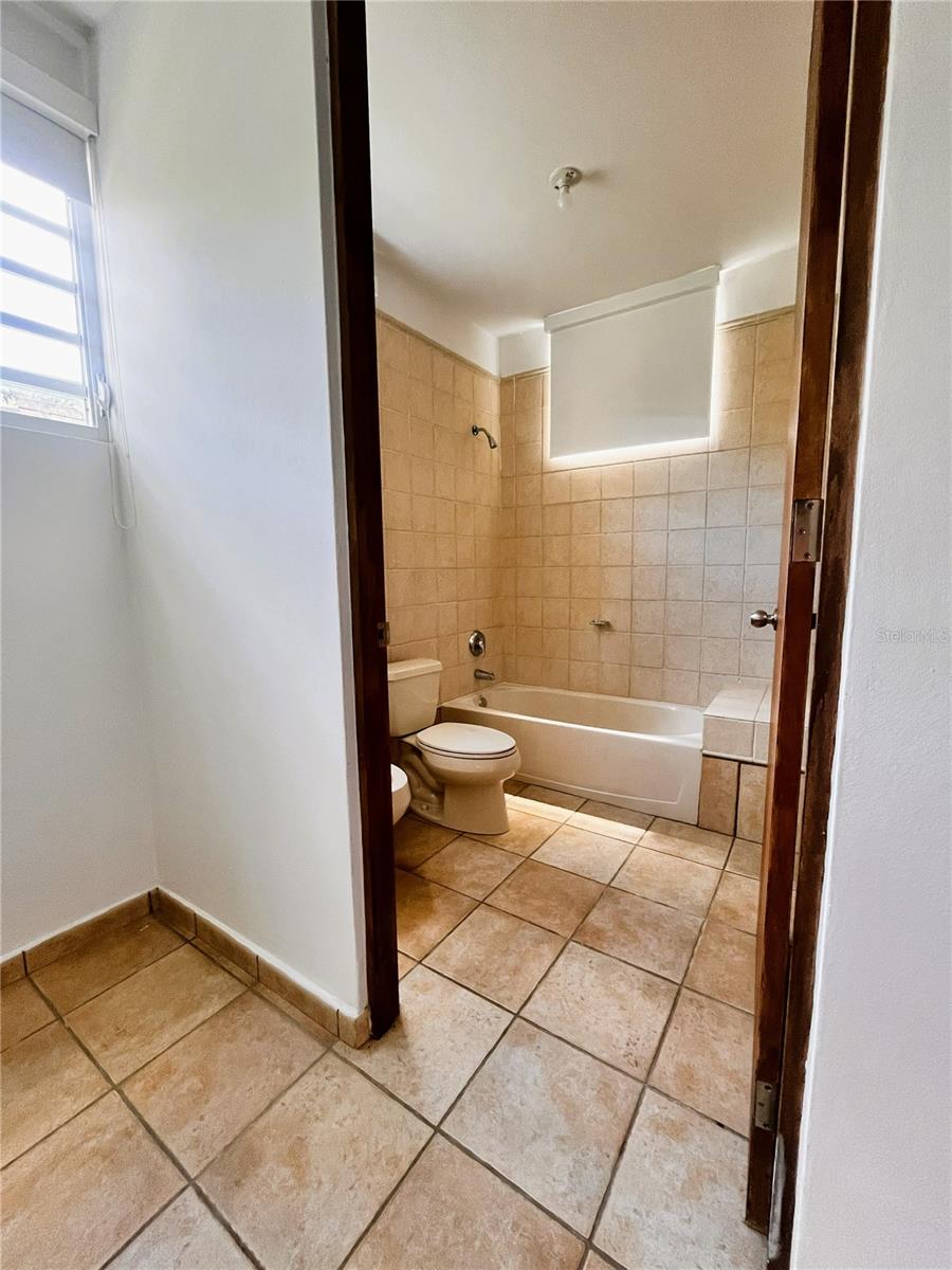 COSTA REAL, Calle #7, Unidad A 101