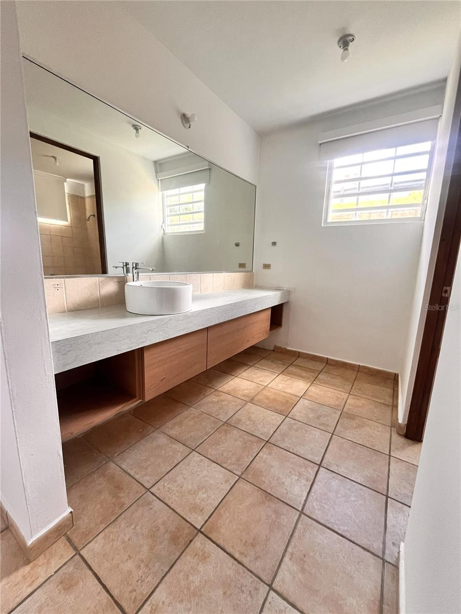 COSTA REAL, Calle #7, Unidad A 101