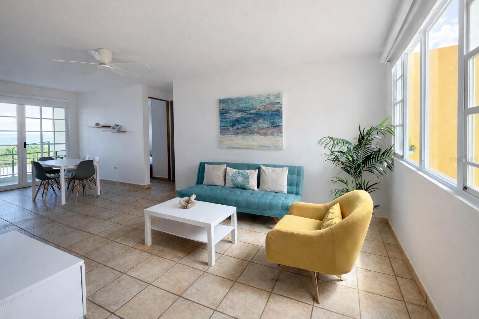 COSTA REAL, Calle #7, Unidad B 201