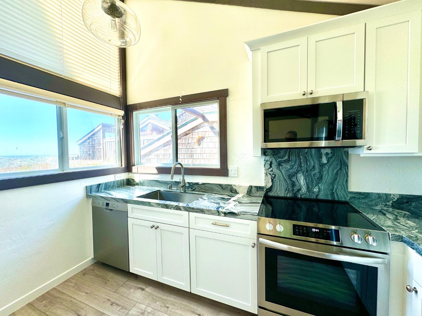 150 Monterey Dunes WAY