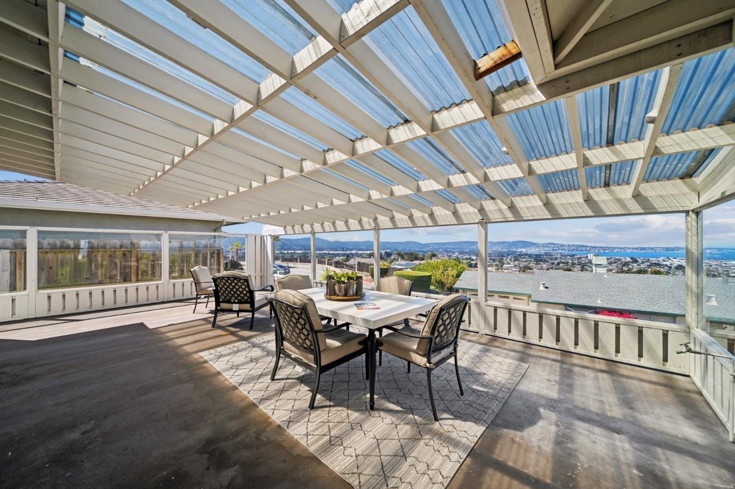 1346 Skyview DR