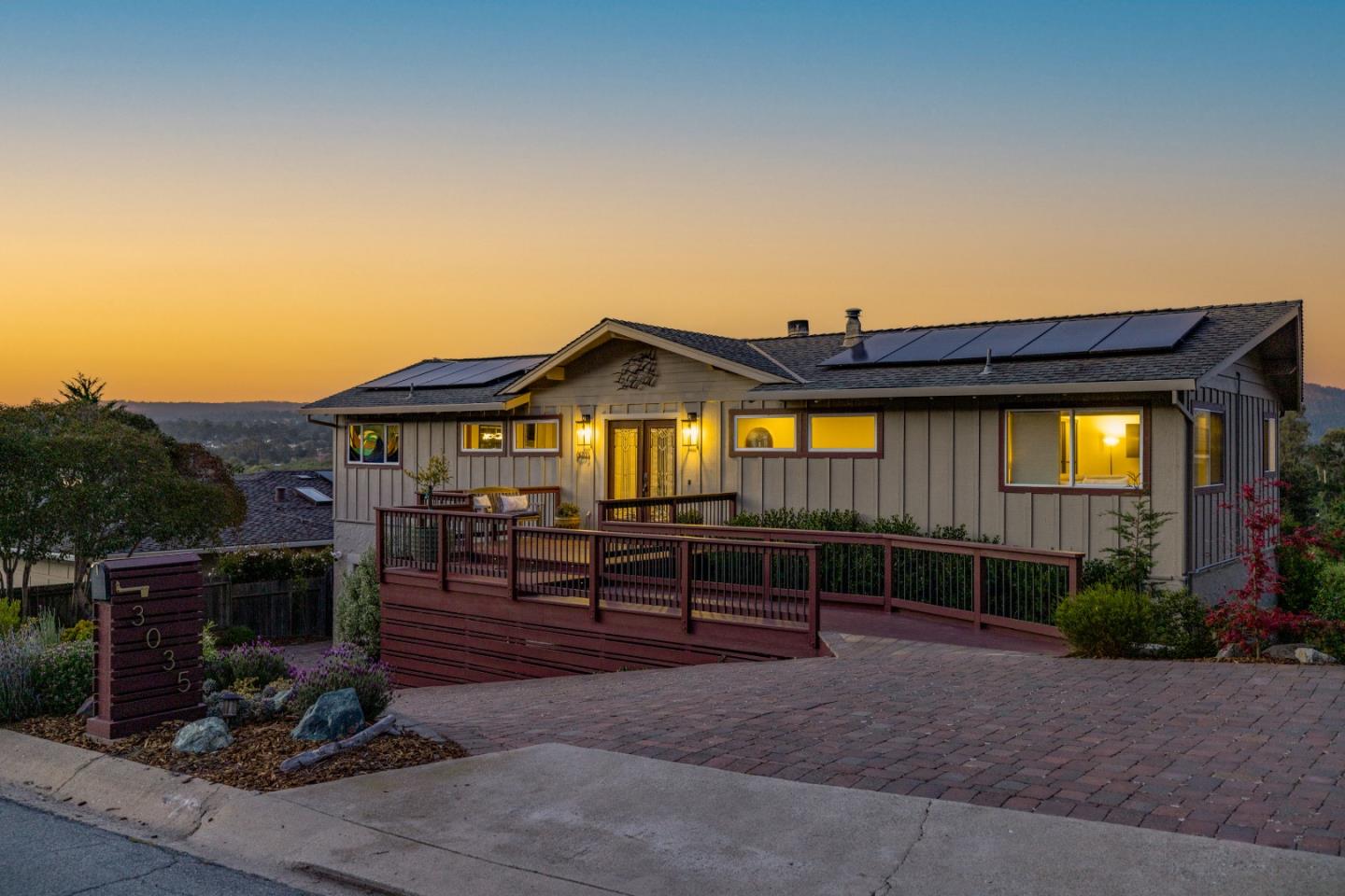 3035 Ribera Road