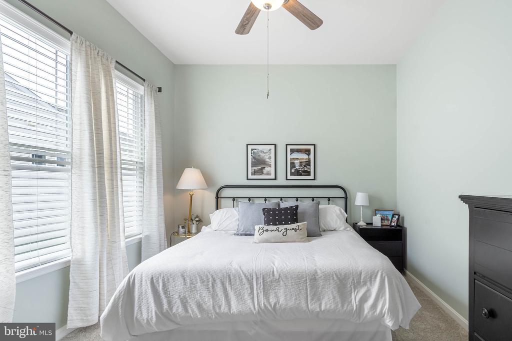 19161 CHARTRES STREET