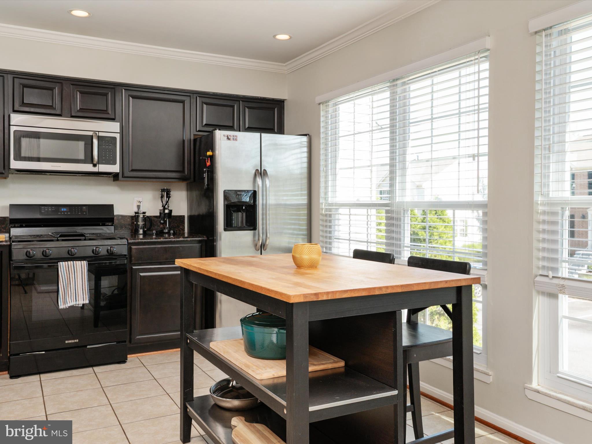 2500 ORCHARD KNOLL WAY