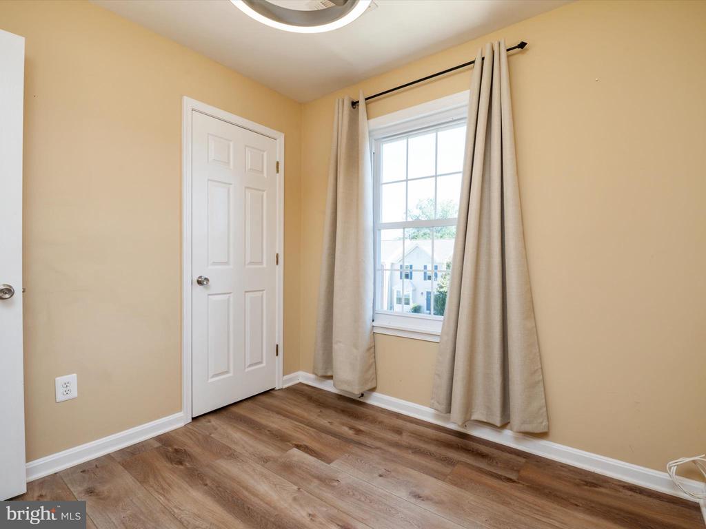 2500 ORCHARD KNOLL WAY