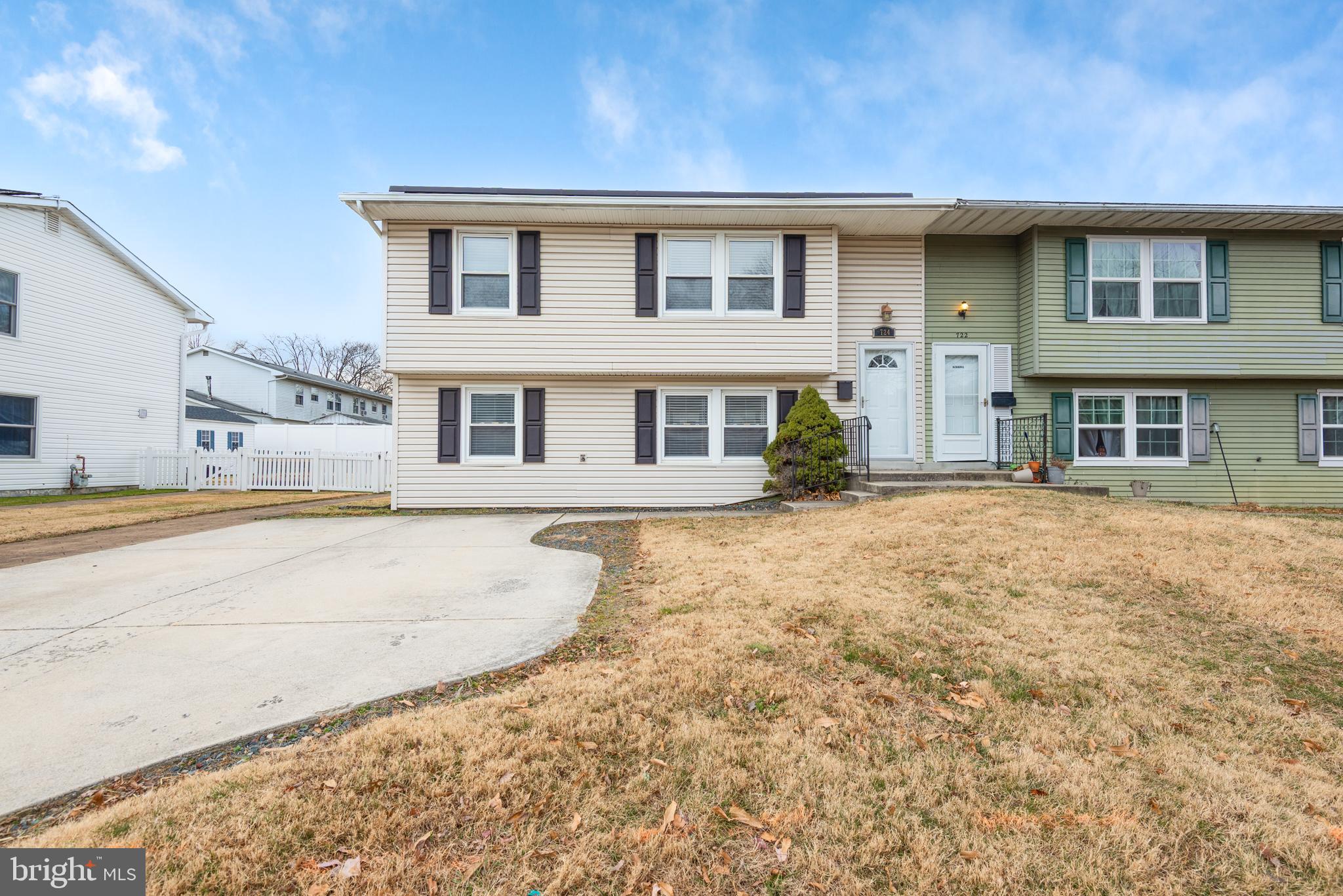 724 CHAPELGATE DRIVE
