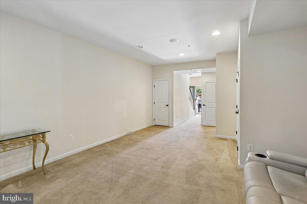 404 WILLOW BEND DRIVE