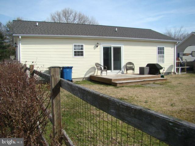 8 OAKVIEW COURT