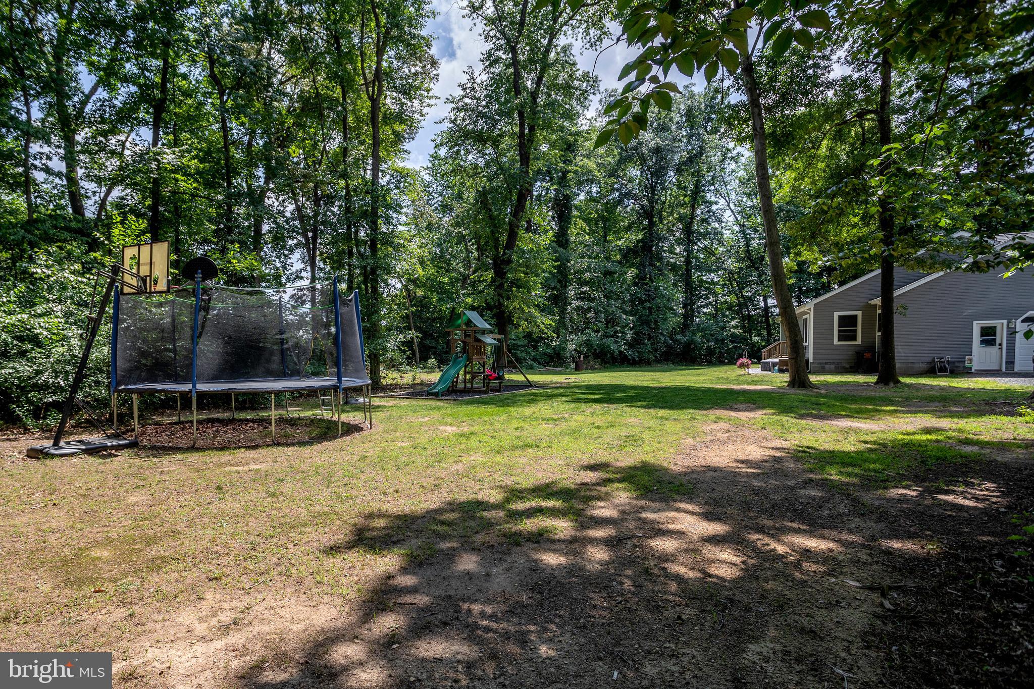 5576 HARMONY WOODS DRIVE