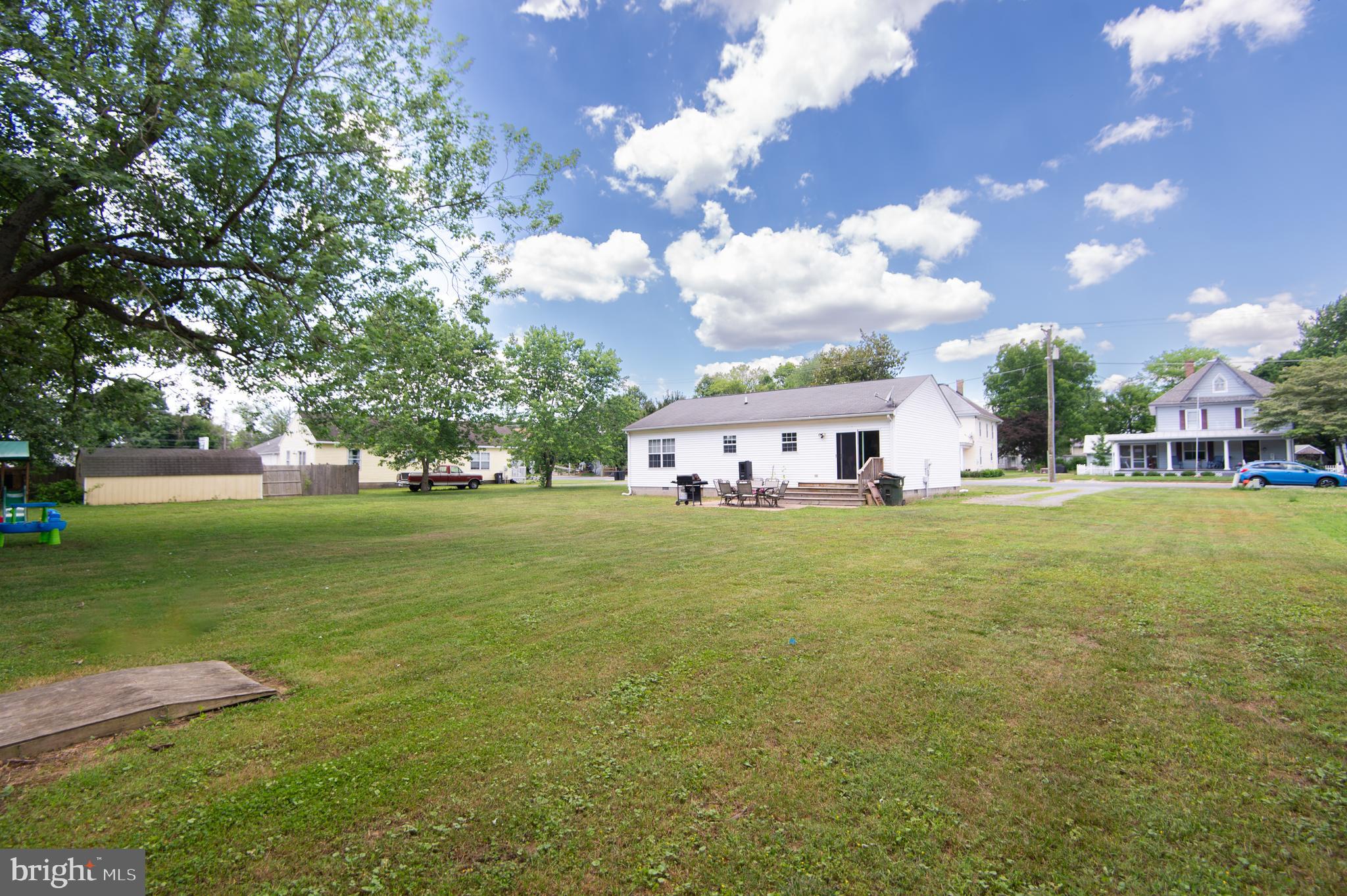 106 NOBLE AVENUE