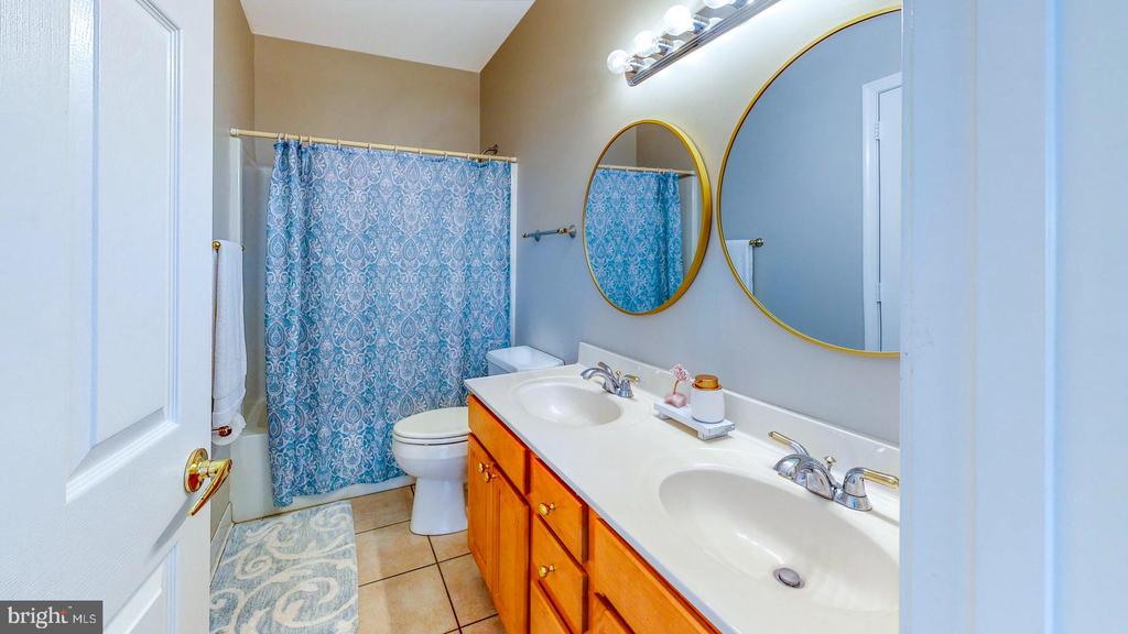 20786 FRAZIER POINT LANE LANE