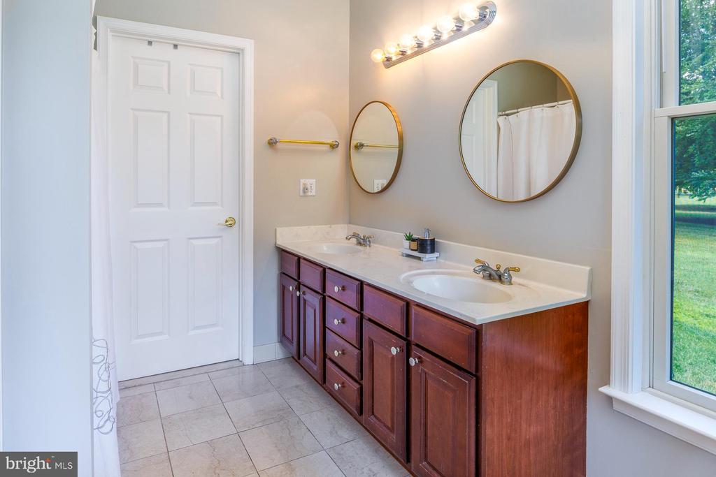 20786 FRAZIER POINT LANE LANE
