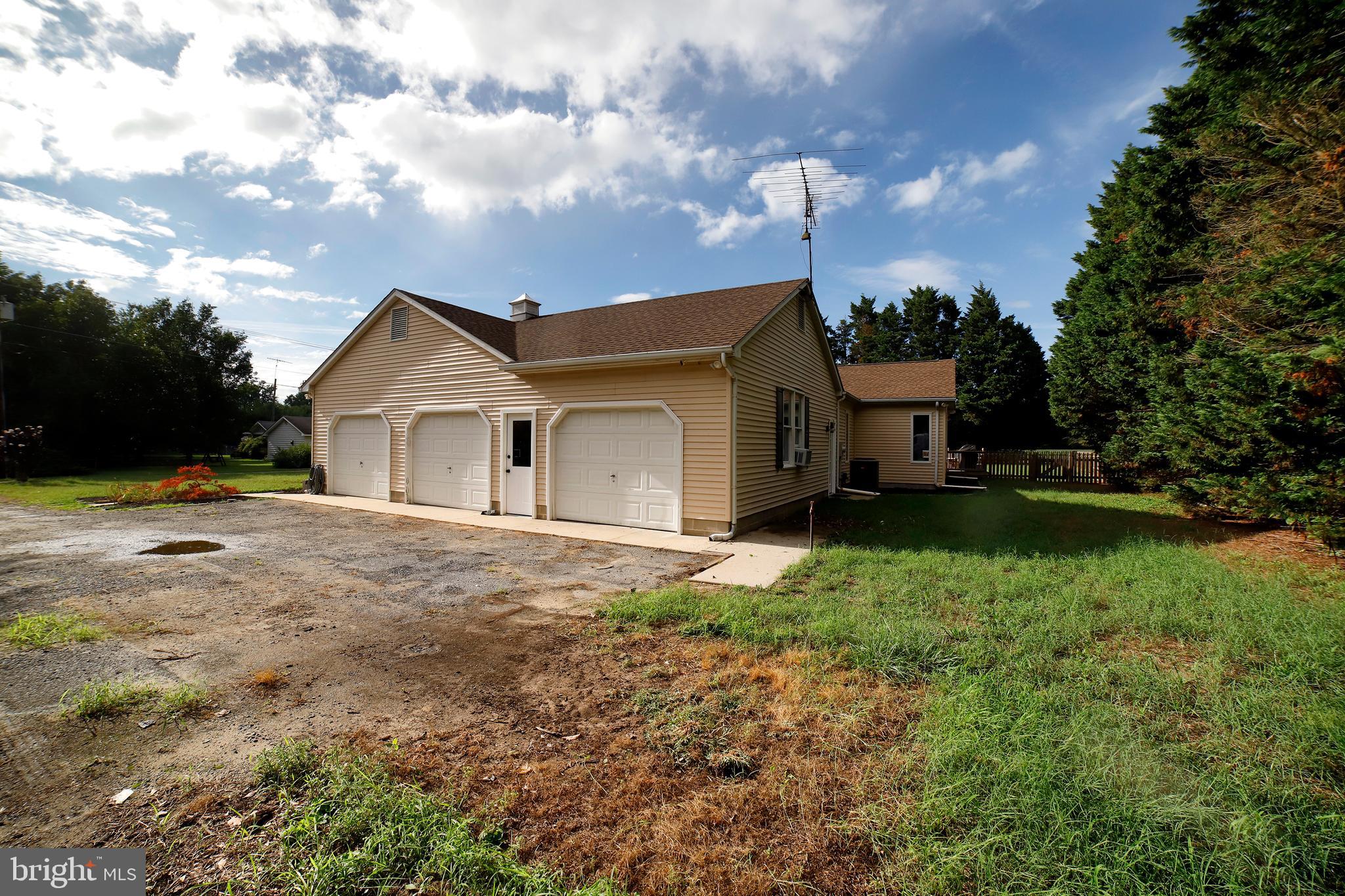 322 FLEETWOOD ROAD