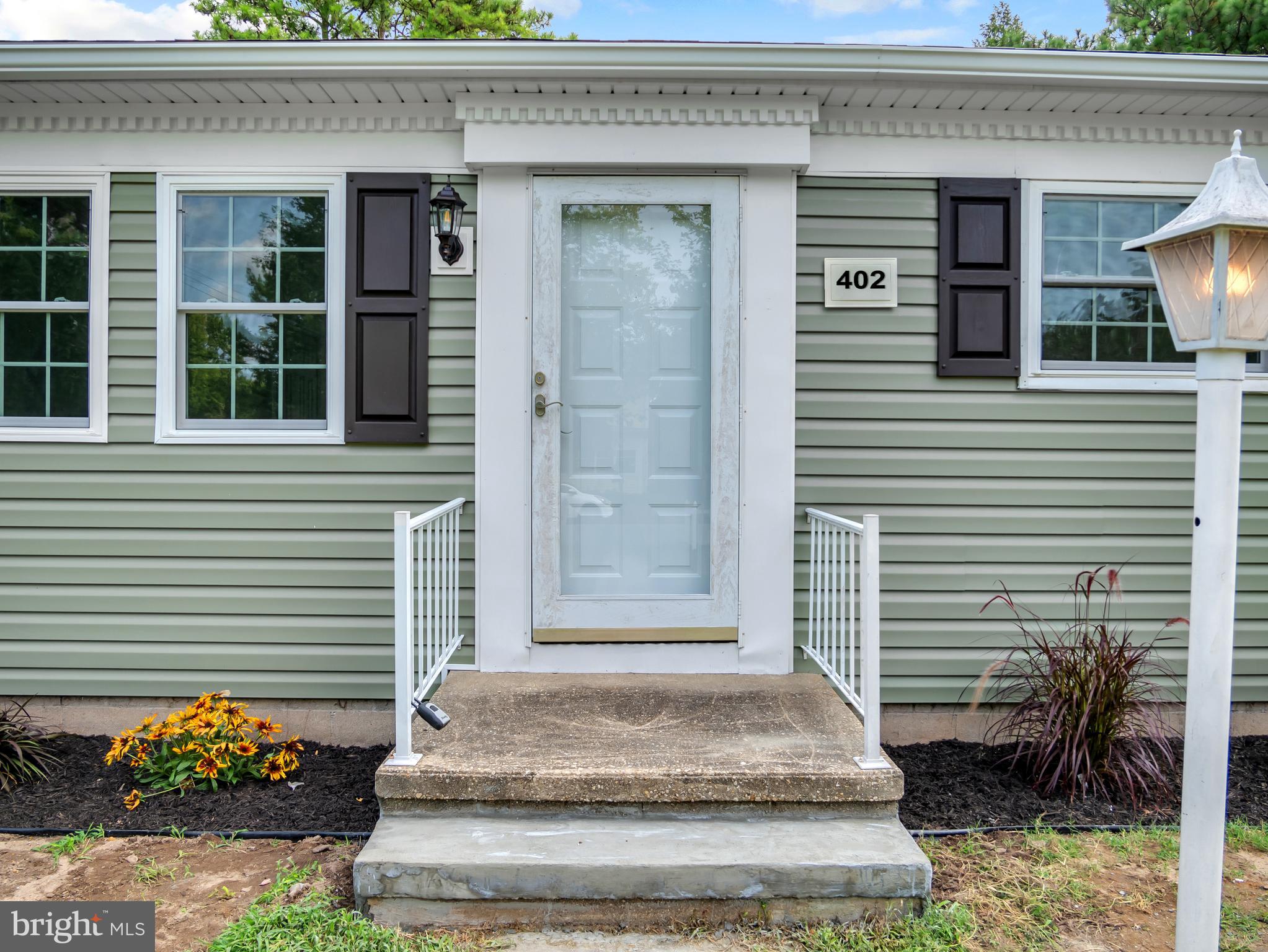 402 MARYLAND AVE