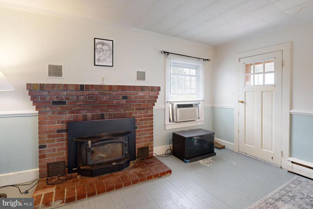 26220 AUCTION ROAD