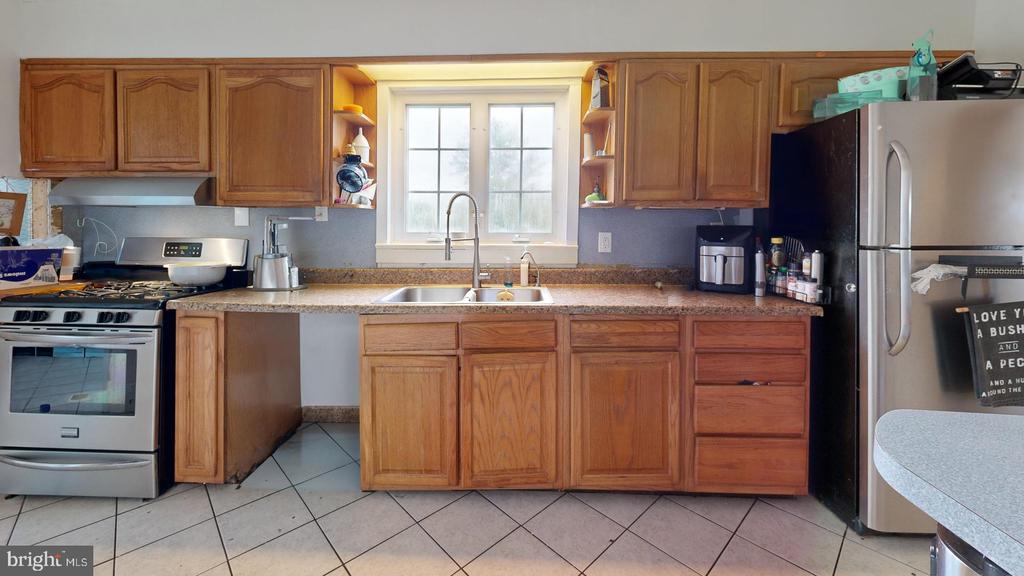 26220 AUCTION ROAD