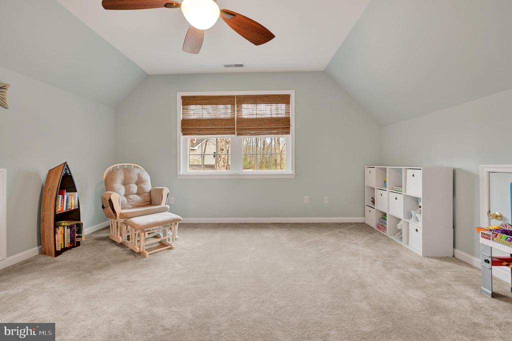 11412 CECIL COURT