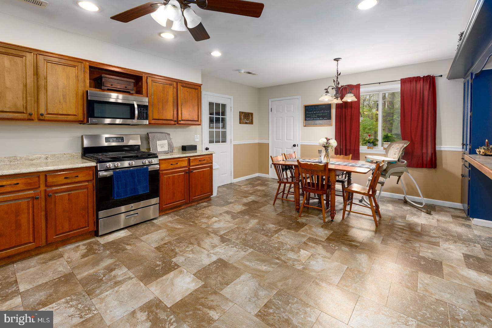 25432 PINEY BRANCH LANE