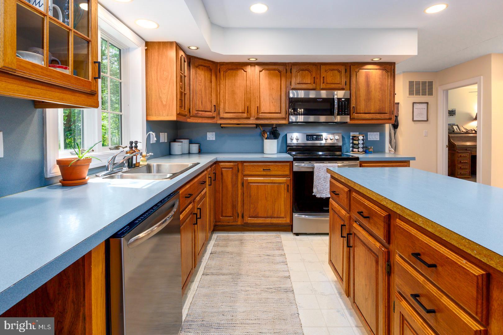 24771 WOODS DRIVE