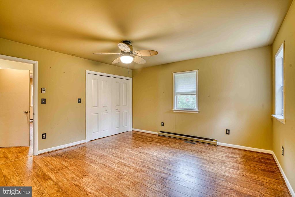 14957 CHERRY LANE
