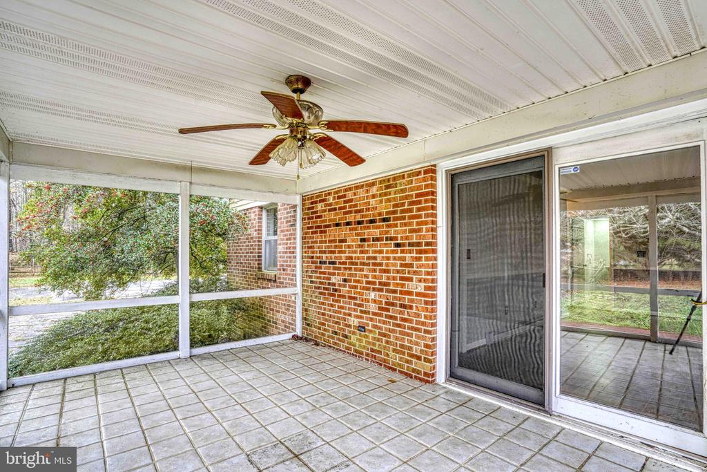 14957 CHERRY LANE