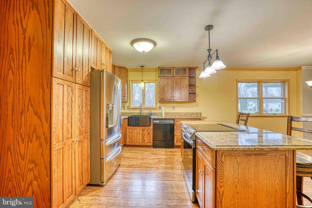 14957 CHERRY LANE