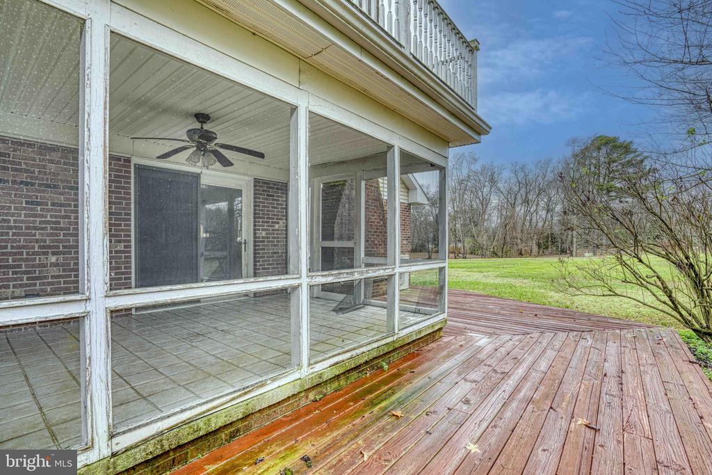 14957 CHERRY LANE