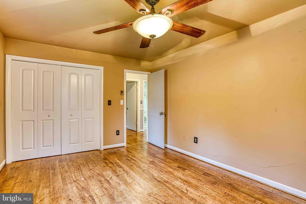 14957 CHERRY LANE