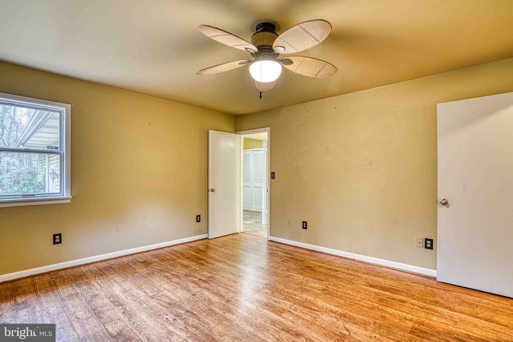 14957 CHERRY LANE