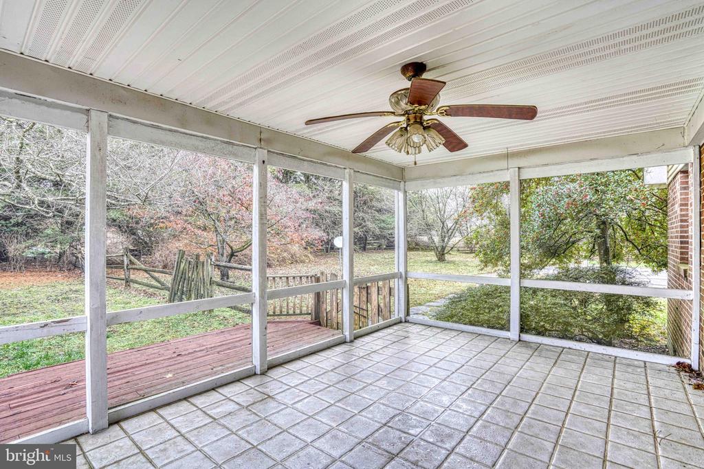 14957 CHERRY LANE