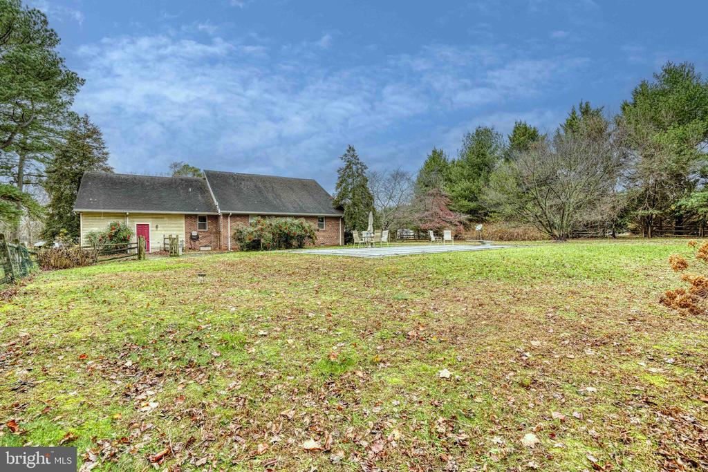 14957 CHERRY LANE