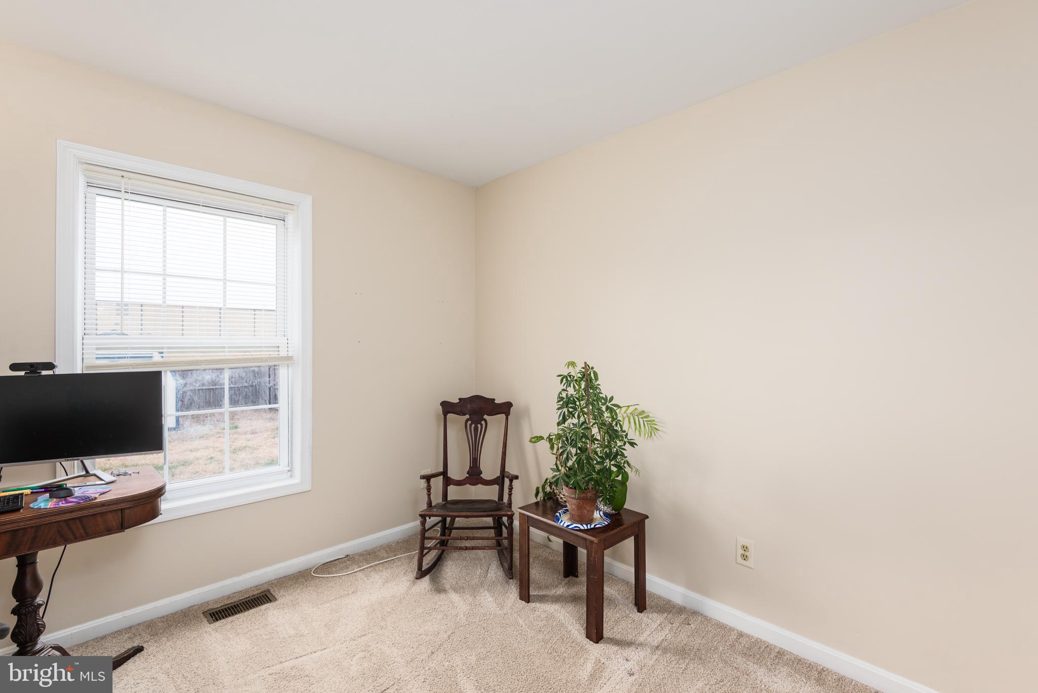1 OAKVIEW COURT