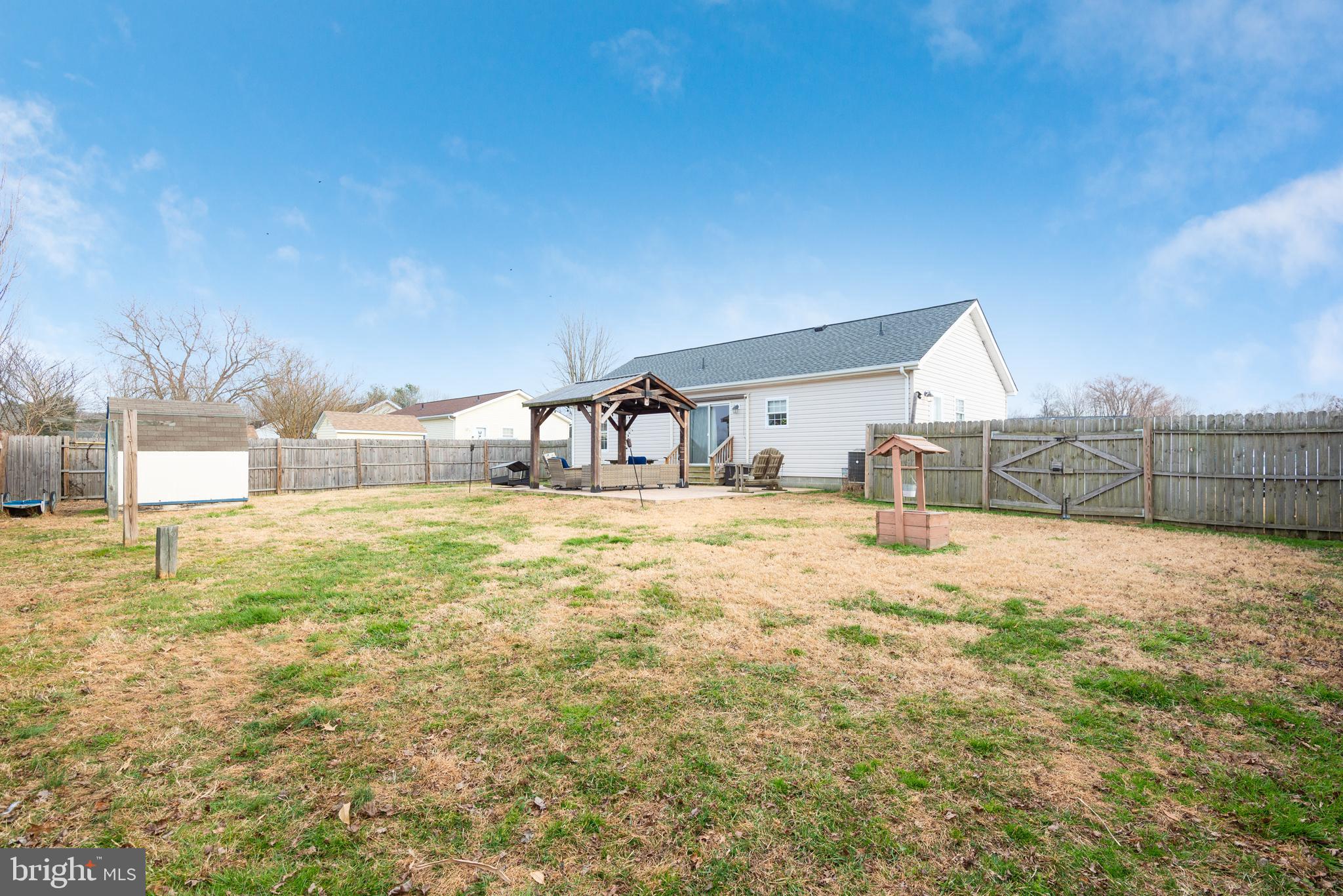 1 OAKVIEW COURT